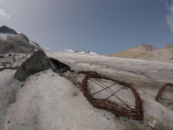 resti bellici sulla vedretta del Mandrone