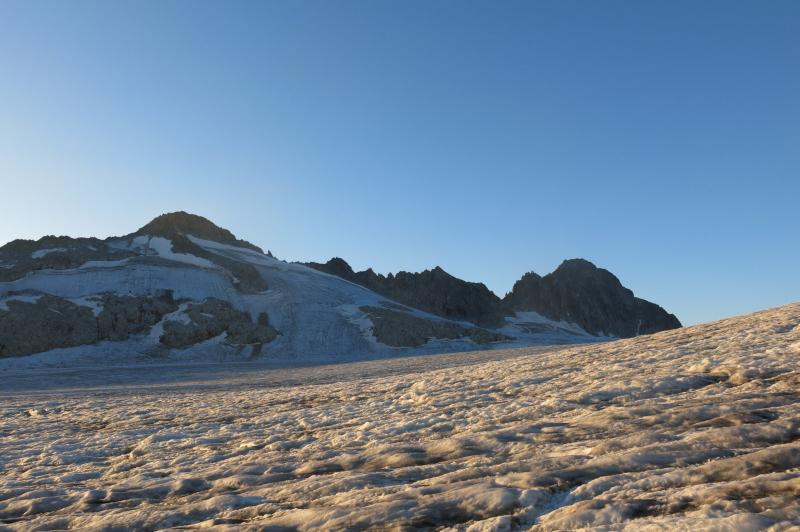 il Crozzon di Lares e il Cavento visti dalle Lobbie